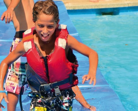 AQUÀTIQUES A LA PISCINA