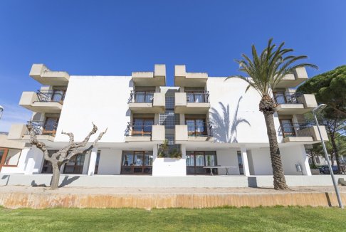 Aster_Albergue_REAJ_exterior