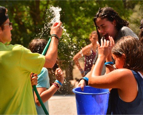 GIMCANA D'AIGUA I PISCINA