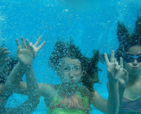 AQUÀTIQUES A LA PISCINA