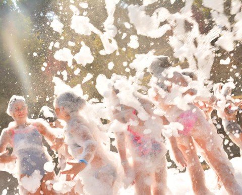 Colònies-Estiu-Eix-Estels-Festa-Escuma (266)