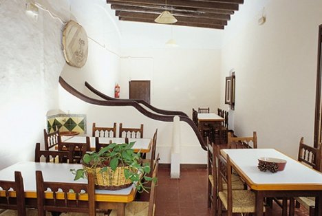 Casa de colonias Mas Gorgoll comedor