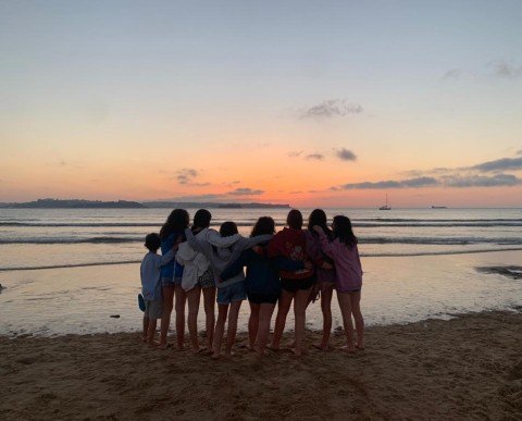 ATARDECER SURF CAMP