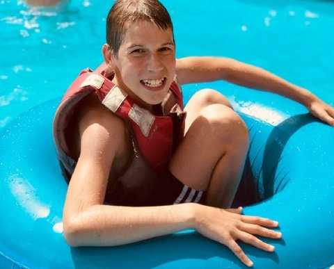 ACUÁTICAS EN LA PISCINA